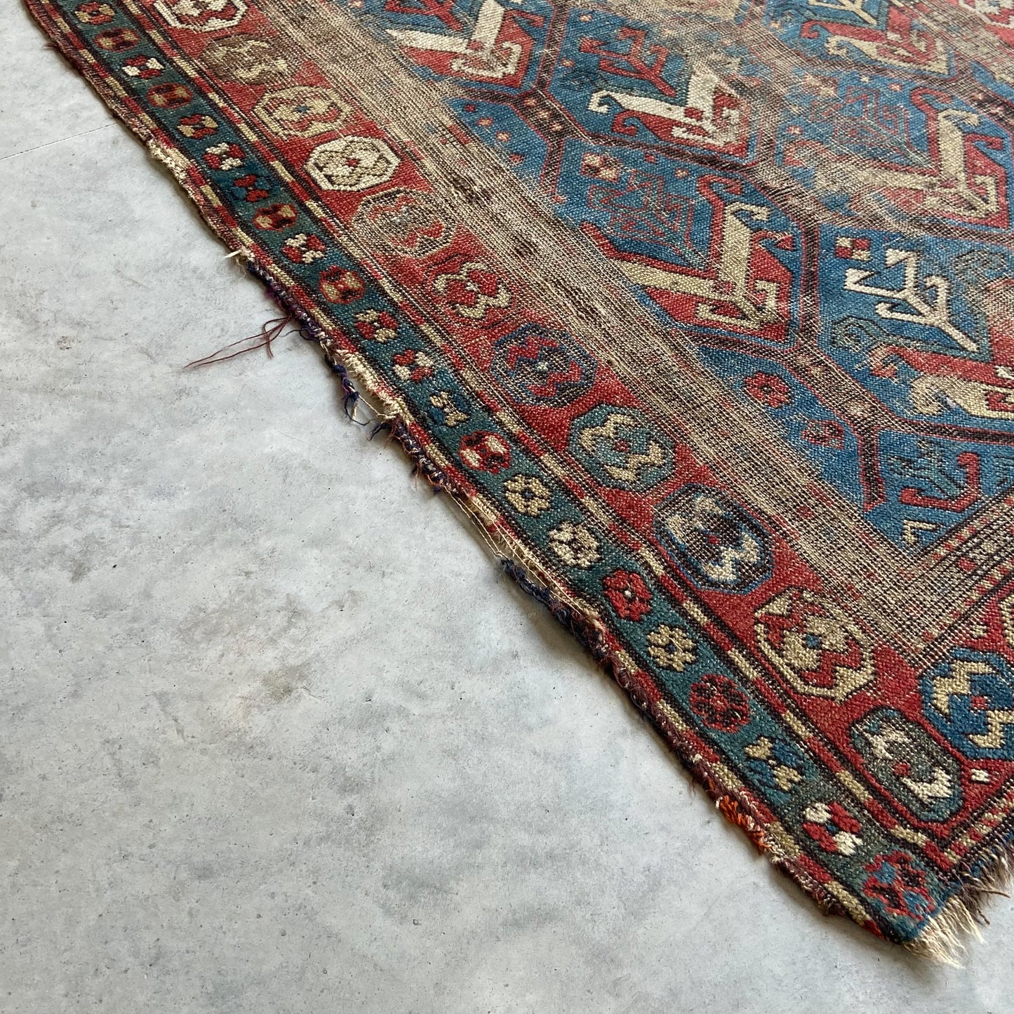 Antique Northwest Persian Accent Rug #R1002 - 3'4" x 5'4"