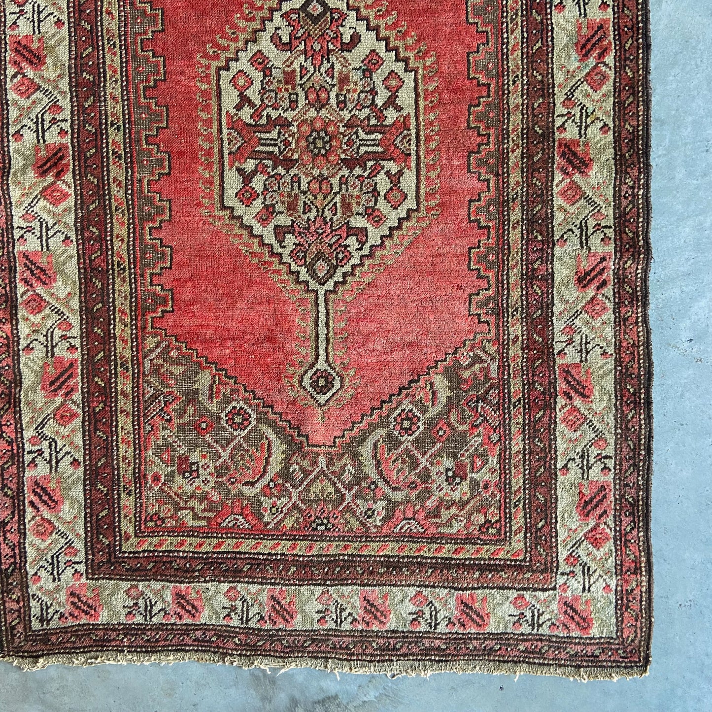 Antique Hamadan Accent Rug #R1014 - 3'4" x 5'6"