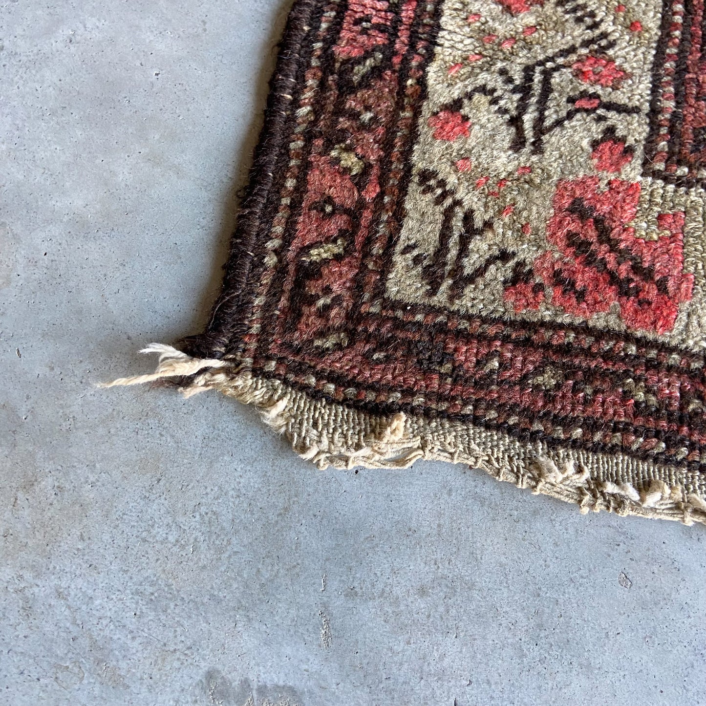 Antique Hamadan Accent Rug #R1014 - 3'4" x 5'6"