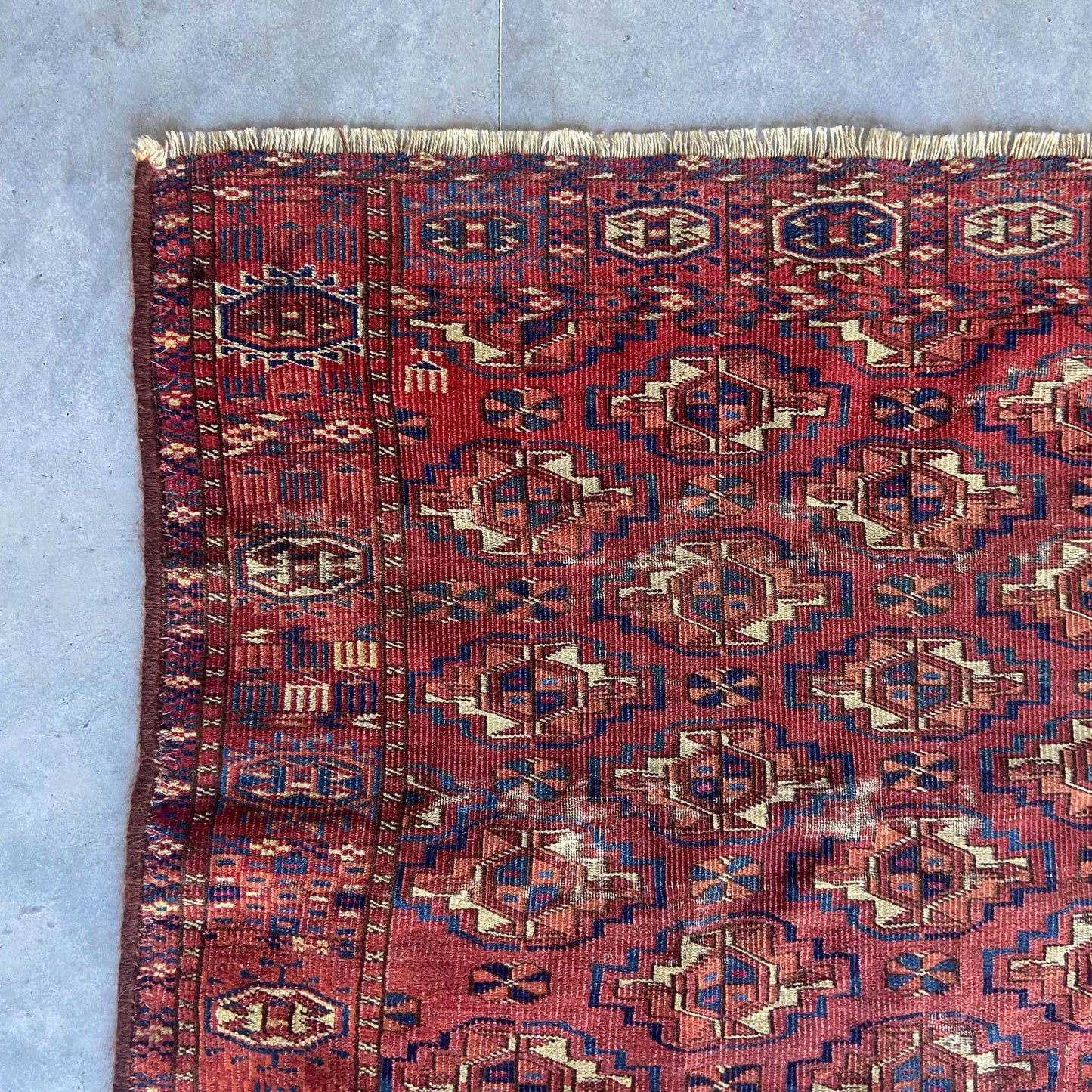 Antique Tekki Accent Rug #R959 - 2'5" x 2'10"