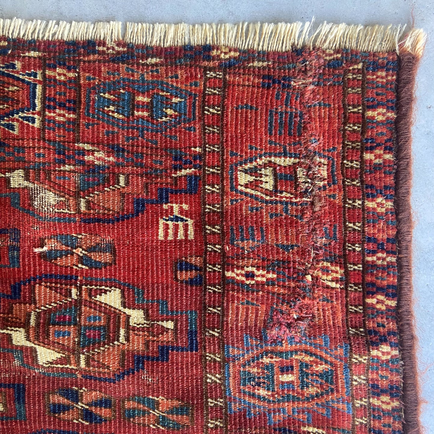 Antique Tekki Accent Rug #R959 - 2'5" x 2'10"