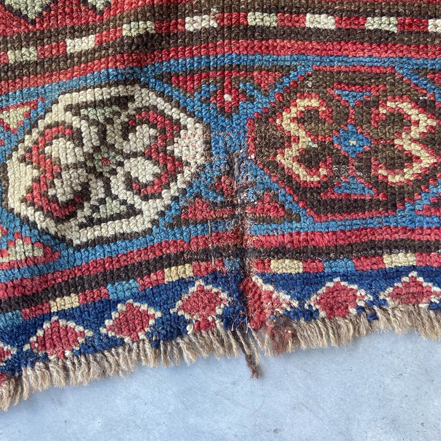 Antique Kazak Accent Rug #R962 - 4' x 6'6"