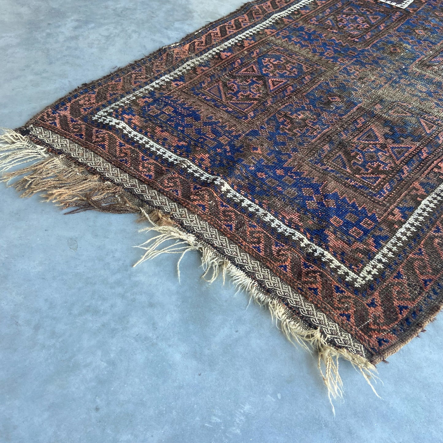 Antique Baluch Prayer Accent Rug #R964 - 2'11" x 5'2"