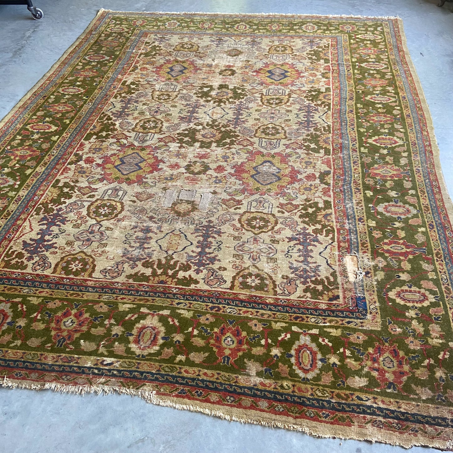 Antique Sultanabad Area Rug #R978 - 9' x 12'