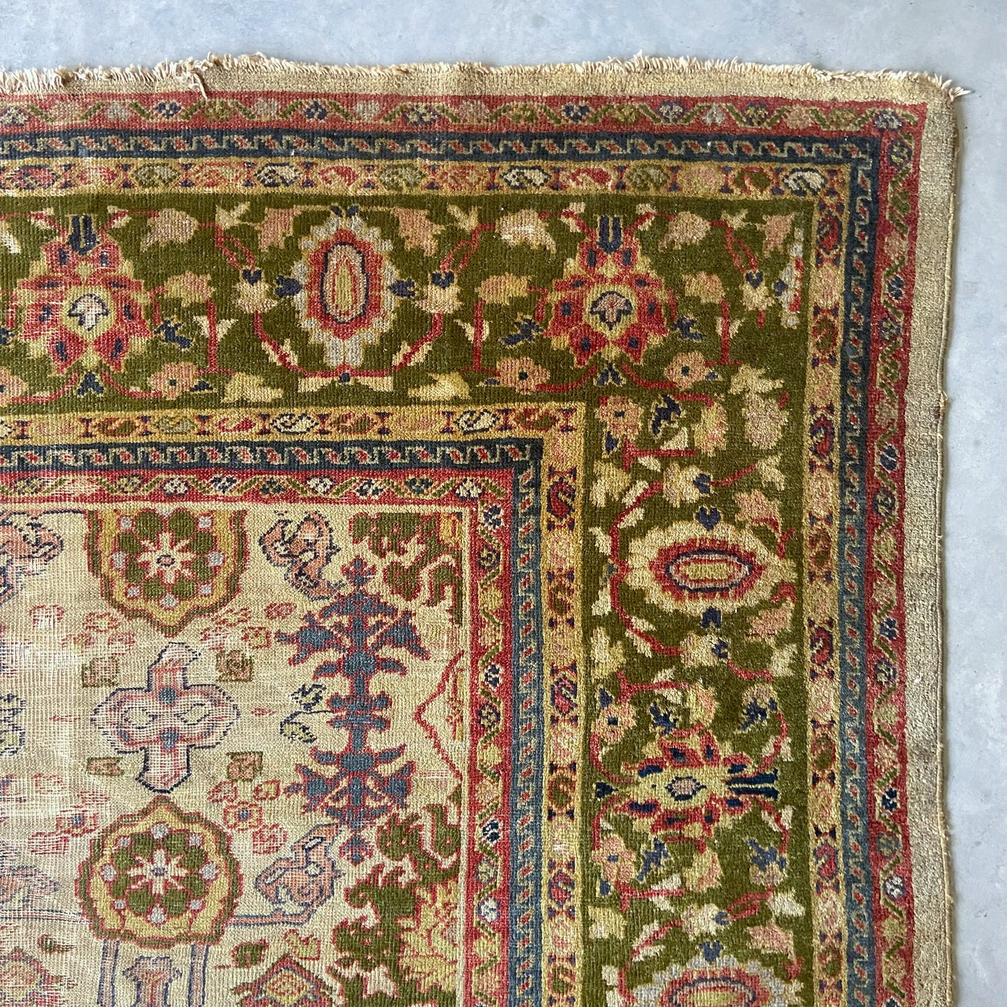 Antique Sultanabad Area Rug #R978 - 9' x 12'