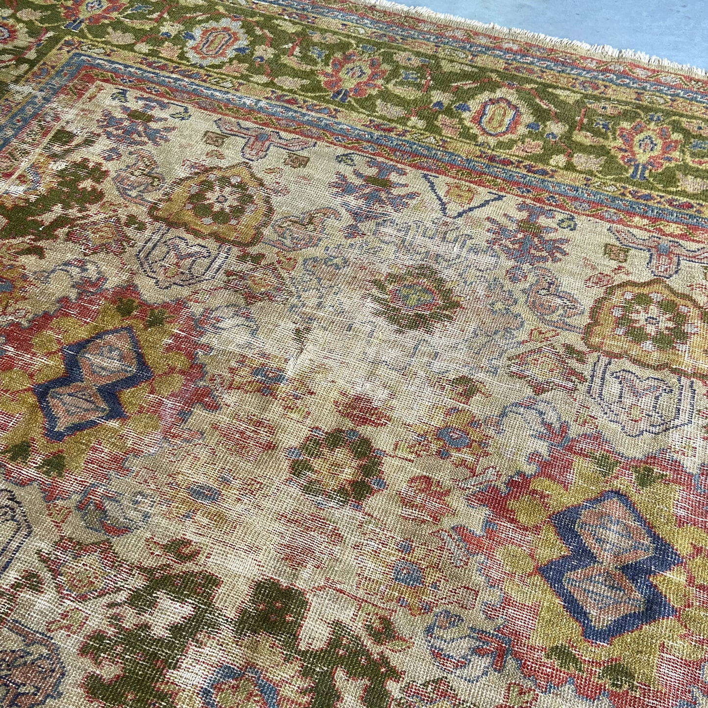 Antique Sultanabad Area Rug #R978 - 9' x 12'