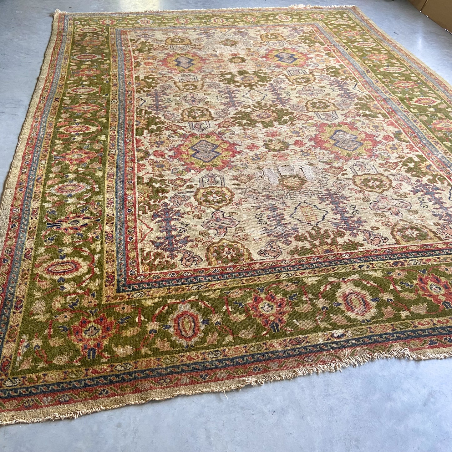 Antique Sultanabad Area Rug #R978 - 9' x 12'