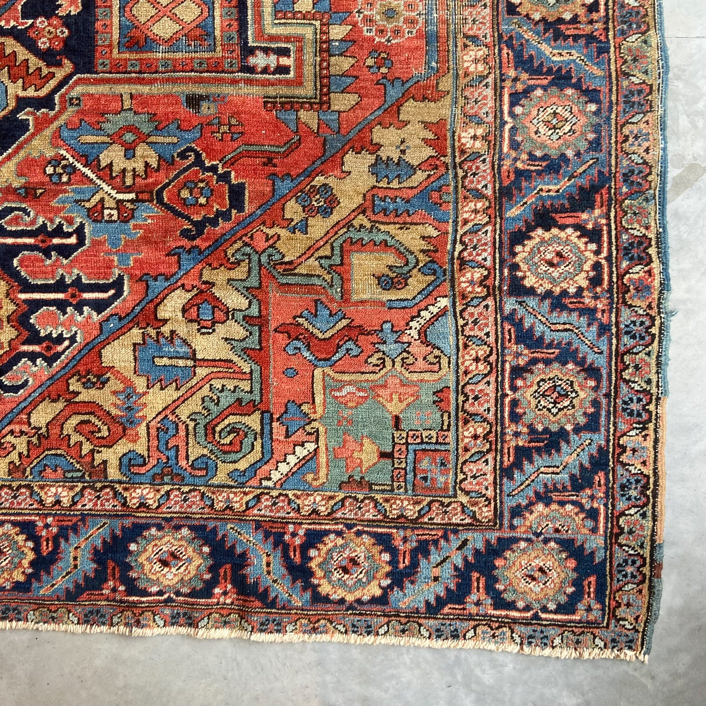 Antique Heriz Area Rug #R983 - 8'1" x 9'10"