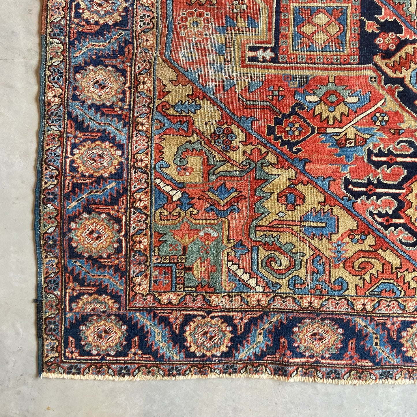 Antique Heriz Area Rug #R983 - 8'1" x 9'10"