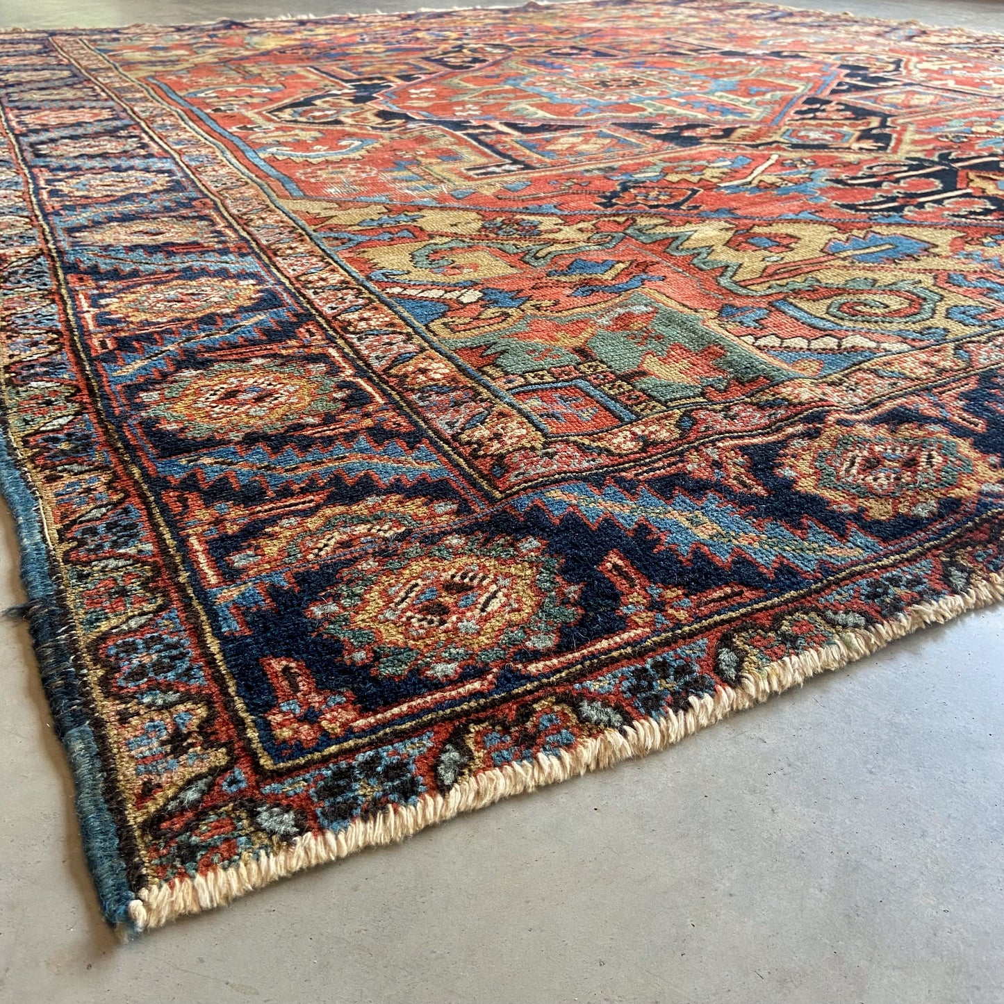 Antique Heriz Area Rug #R983 - 8'1" x 9'10"