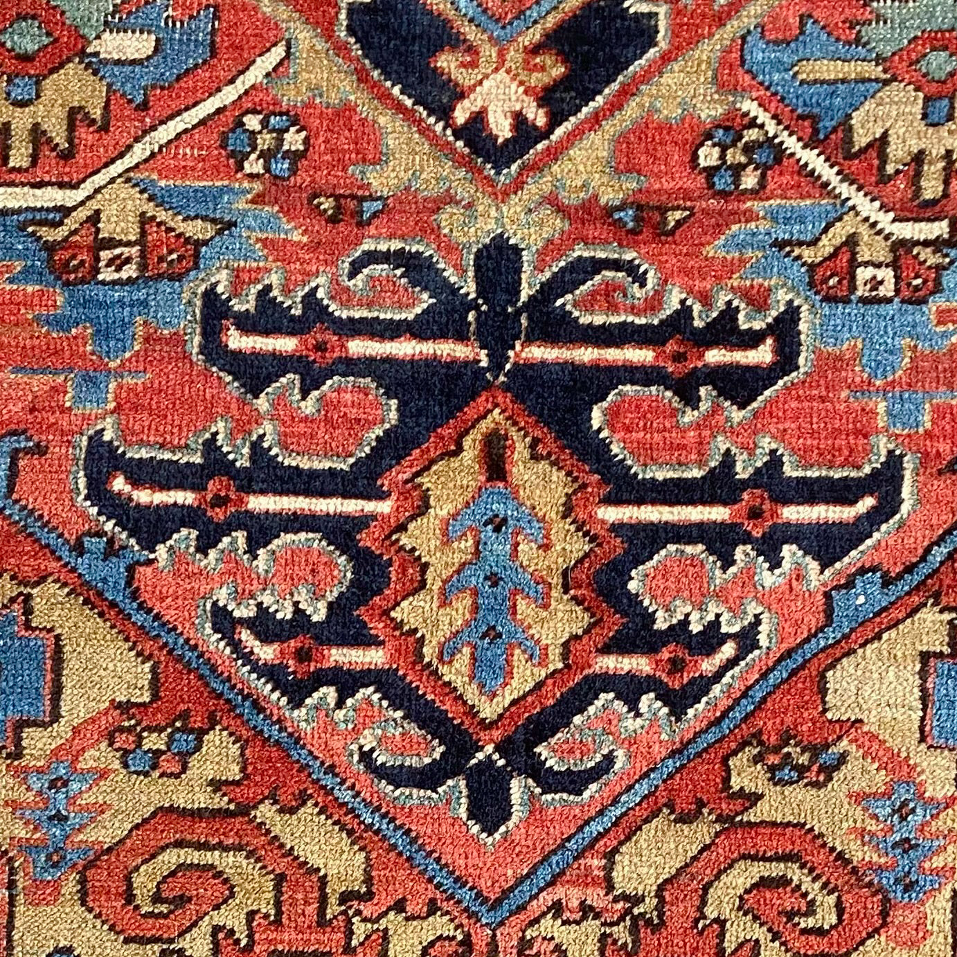 Antique Heriz Area Rug #R983 - 8'1" x 9'10"