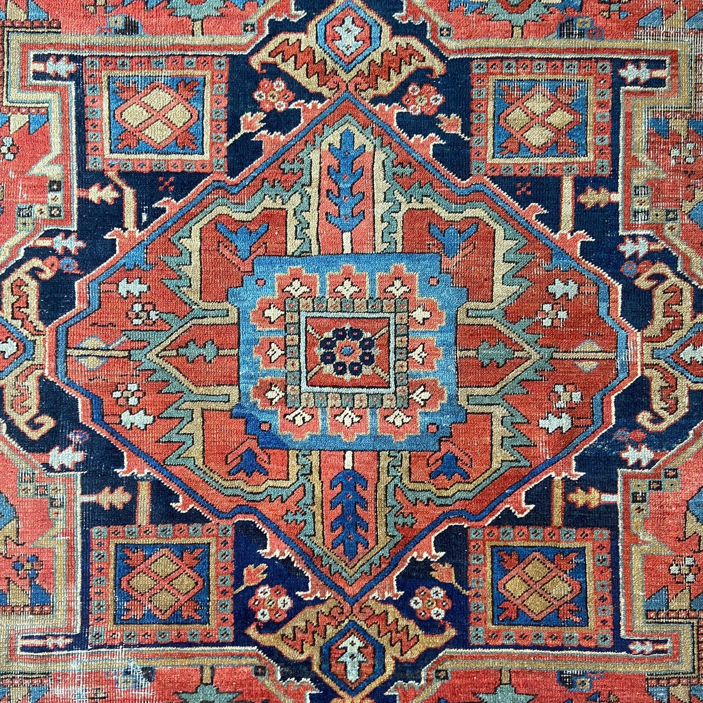 Antique Heriz Area Rug #R983 - 8'1" x 9'10"